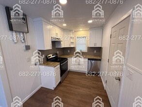 301 Gose-Lee Ln in Alvord, TX - Building Photo - Building Photo