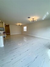 833 SE 26th St, Unit 1342 in Homestead, FL - Building Photo - Building Photo