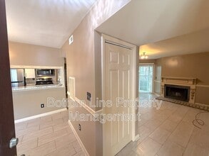 4417 Sharon Chase Dr in Charlotte, NC - Building Photo - Building Photo