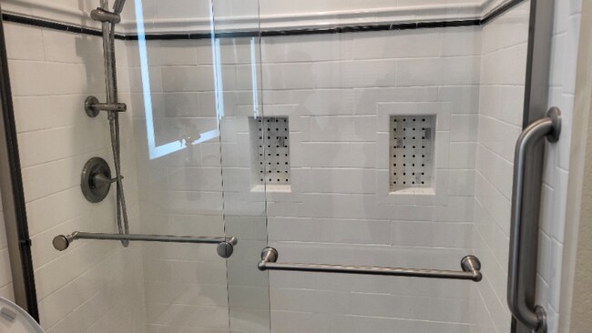 535 Pierce St in Albany, CA - Foto de edificio - Building Photo