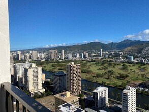 201 ?Ohua Avenue Unit 3405 in Honolulu, HI - Building Photo - Building Photo