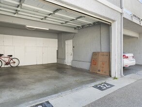 20757 Plum Canyon Rd in Santa Clarita, CA - Building Photo - Building Photo