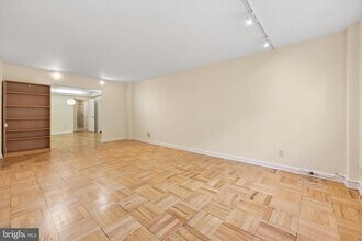 40 Old Lancaster Rd in Merion Station, PA - Building Photo - Building Photo
