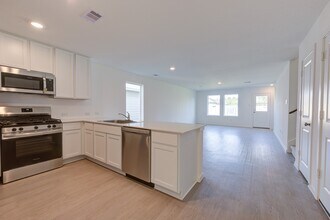 285 Douglas Hls Dr in Magnolia, TX - Building Photo - Building Photo