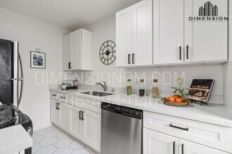 2331 Rockefeller Ave in Everett, WA - Building Photo - Building Photo