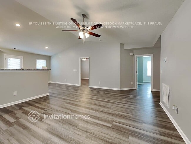 108 Sampson Ct in Selma, NC - Foto de edificio - Building Photo