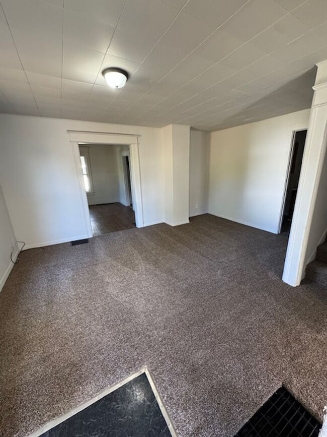 1150 Kinnaird Ave in Fort Wayne, IN - Building Photo - Building Photo