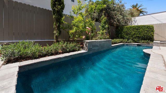 515 N Crescent Heights Blvd in West Hollywood, CA - Building Photo - Building Photo