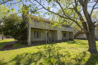 9018 Mahogany Row SE in Huntsville, AL - Building Photo - Building Photo