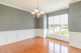 103 Dartmouth Dr in Yorktown, VA - Building Photo - Building Photo