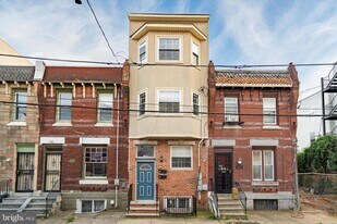 1538 Fontain St, Unit 1 in Philadelphia, PA - Building Photo