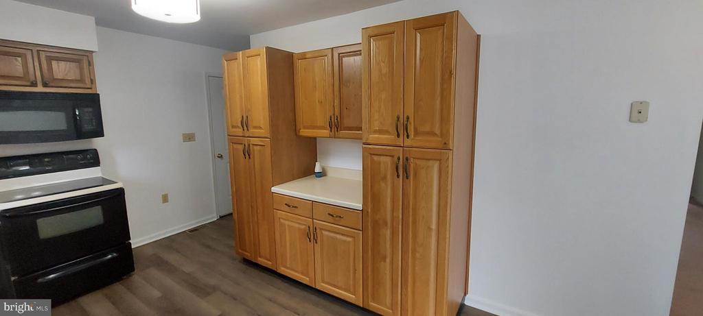 13335 Old Annapolis Rd in Mount Airy, MD - Building Photo