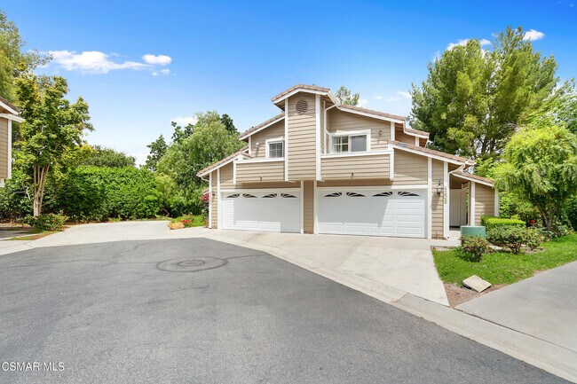 property at 4205 Flintlock Ln