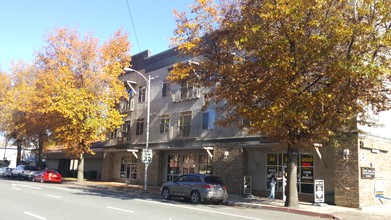 Pine Street Lofts in Redding, CA - Building Photo - Building Photo