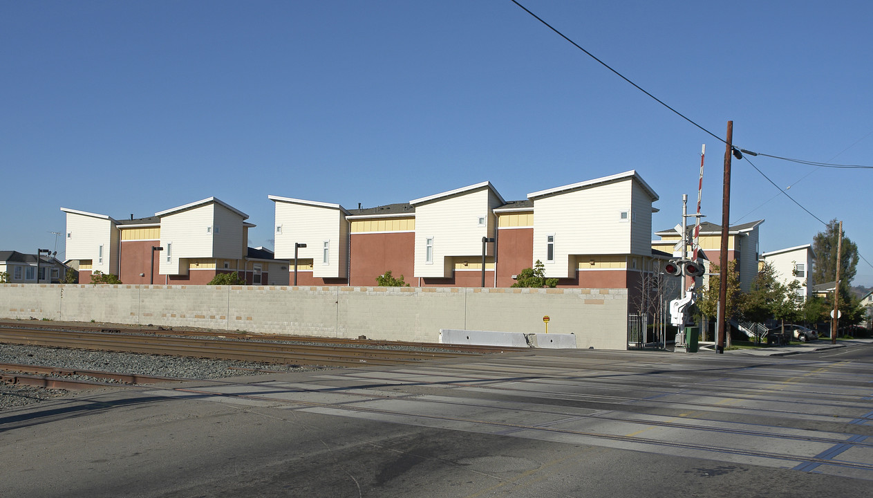 Chesley Mutual Housing in Richmond, CA - Foto de edificio