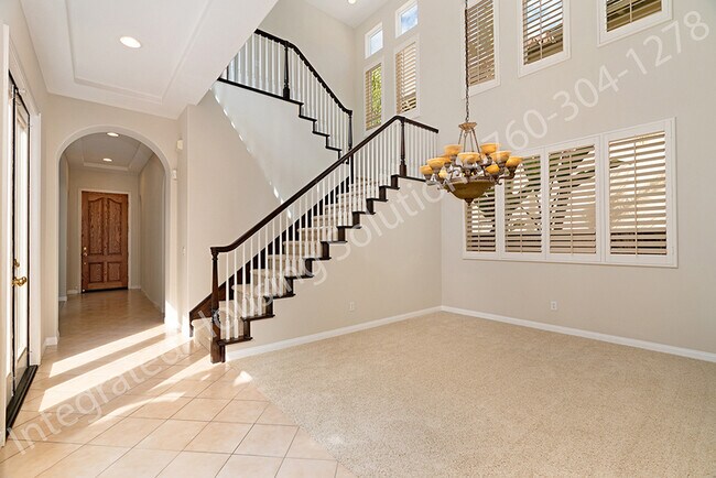 7633 Heatherly Ln in San Diego, CA - Building Photo - Building Photo