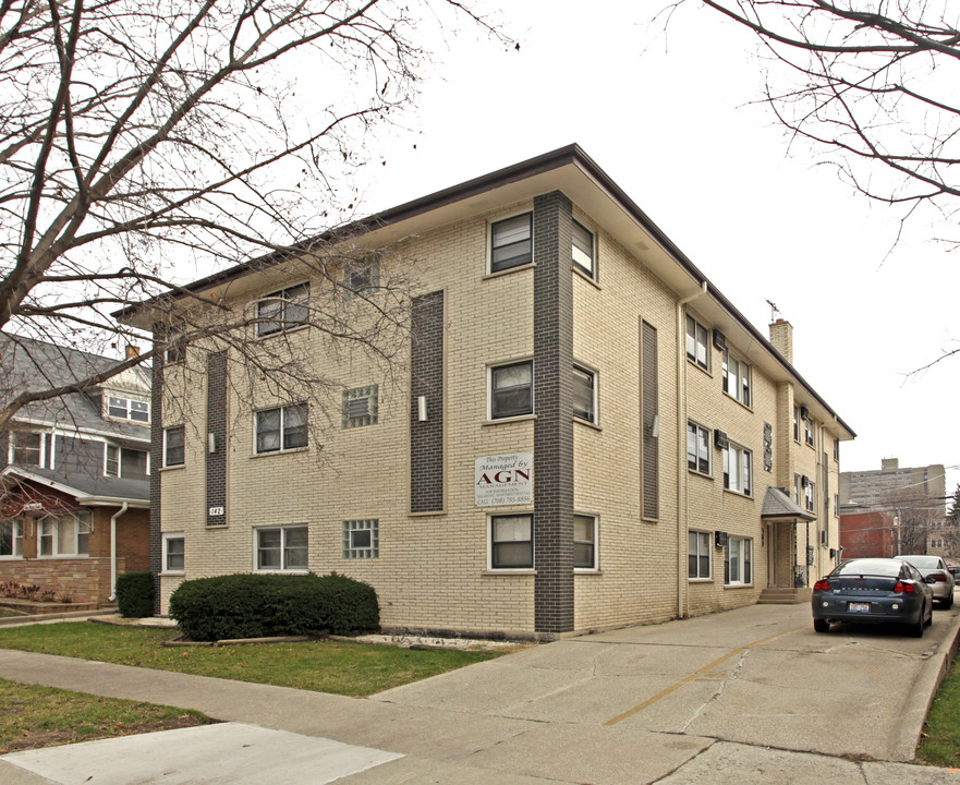 142 Elgin Ave in Forest Park, IL - Building Photo