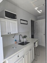 140xx SW 42nd St in Miami, FL - Building Photo - Building Photo