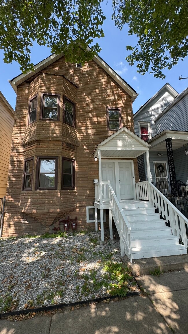 5344 S Carpenter St, Unit Duplex in Chicago, IL - Building Photo - Building Photo