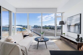 5199 Brighouse Way in Richmond, BC - Building Photo - Building Photo