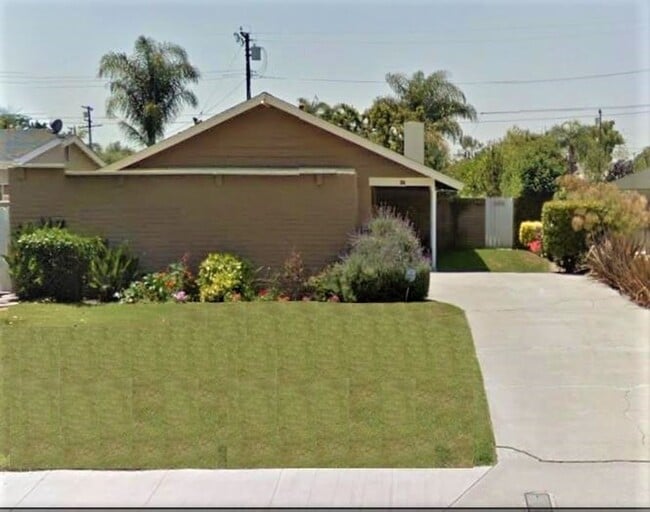 property at 207 Albert Pl