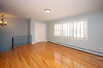 599 Liberty Ave in Jersey City, NJ - Building Photo - Building Photo
