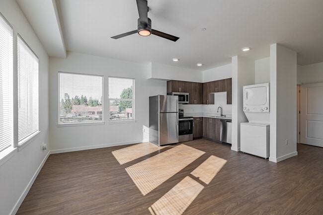 NW 99 Apartments in Vancouver, WA - Foto de edificio - Interior Photo