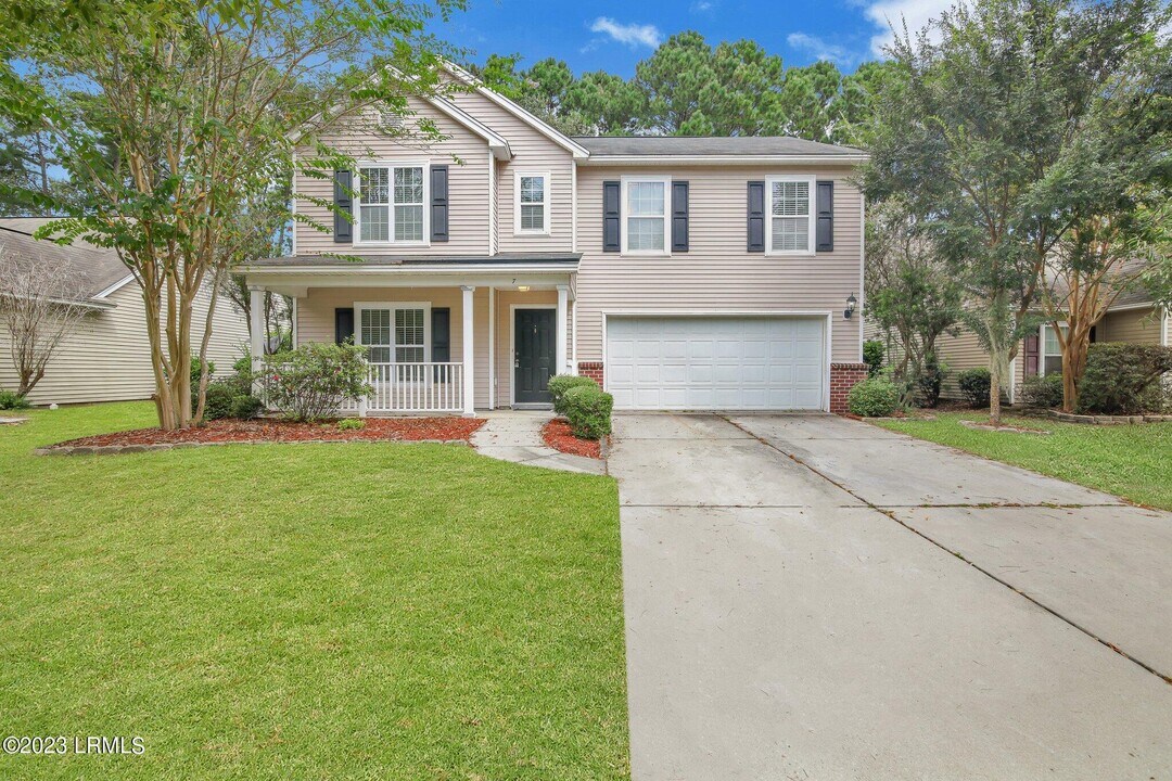 7 Harbison Pl in Beaufort, SC - Building Photo