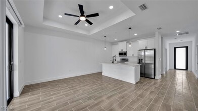 1121 Hightower Ave S in Lehigh Acres, FL - Building Photo - Building Photo