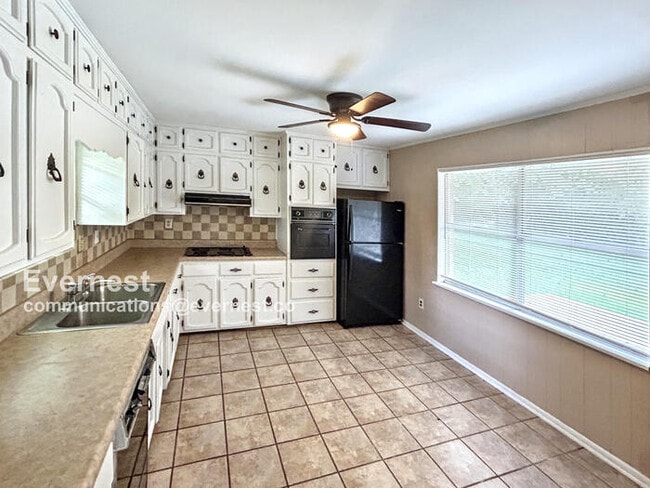 409 4th Ave in Pleasant Grove, AL - Building Photo - Building Photo