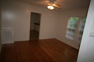 1019 Sedgefield St in Durham, NC - Building Photo - Building Photo