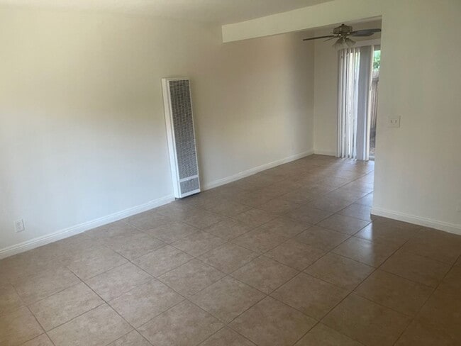 481 N Cypress St in Orange, CA - Building Photo - Building Photo