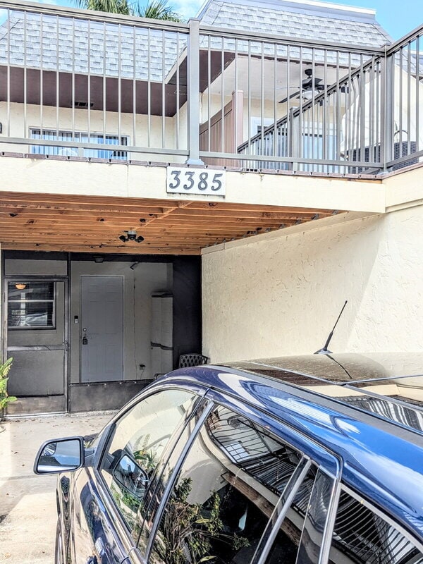 property at 3385 Ramblewood Pl