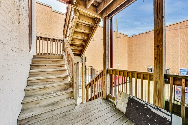 2324 W Monroe St in Chicago, IL - Building Photo - Building Photo