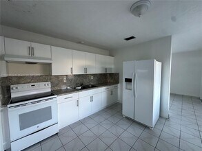 3608 SW 25th St in Miami, FL - Building Photo - Building Photo