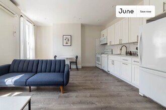 39A Broome St in Brooklyn, NY - Building Photo - Building Photo