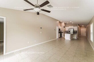 11218 Riley Pines Cir, Unit 193-108 in Gibsonton, FL - Foto de edificio - Building Photo