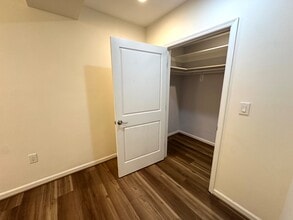 8405 Dogwood Rd in Windsor Mill, MD - Building Photo - Building Photo