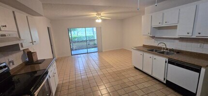 3177 Coral Hills Dr in Coral Springs, FL - Building Photo - Building Photo
