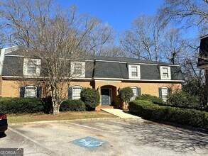 207 Harwell Ave-Unit -A6 in Lagrange, GA - Foto de edificio - Building Photo