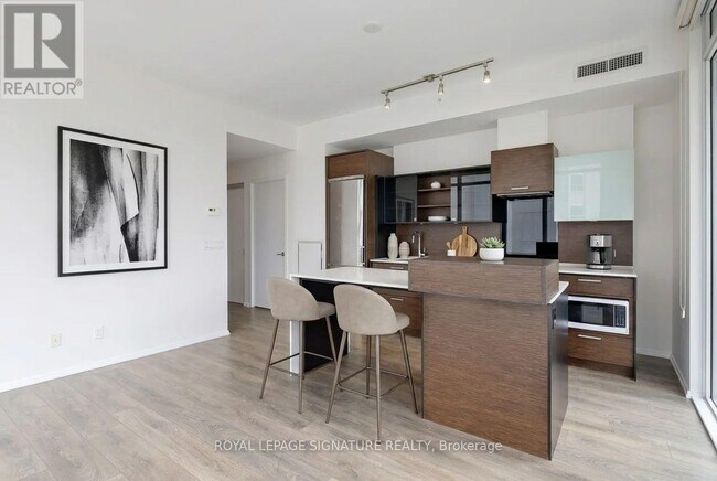 75 St Nicholas St in Toronto, ON - Building Photo - Building Photo