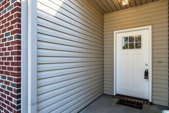 1003 Meriweather Dr in Calera, AL - Building Photo - Building Photo