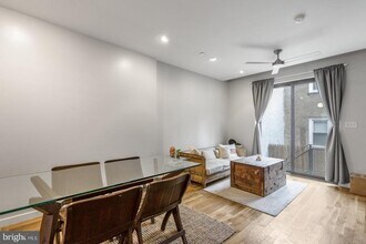 1306 Hope St in Philadelphia, PA - Building Photo - Building Photo