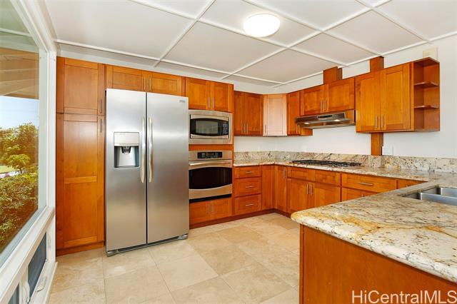 property at 4802 Analii St