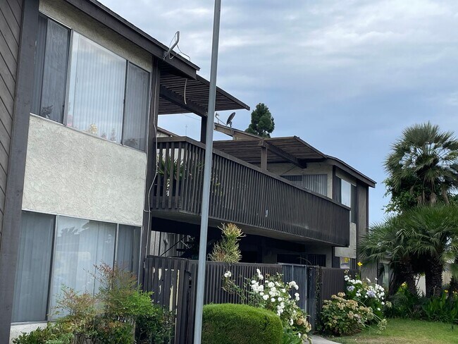 A1 in Garden Grove, CA - Building Photo - Building Photo