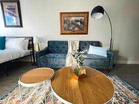 2530 University Ave in Des Moines, IA - Building Photo