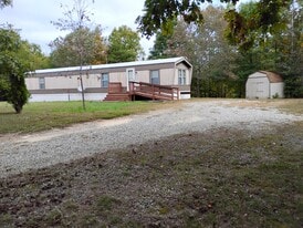 279 Outback Dr in Farmville, VA - Building Photo