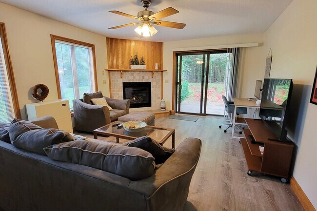 66 Paquette Dr in Carroll, NH - Building Photo - Building Photo