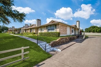 4334 Leatherwood Ln in Garland, TX - Building Photo - Building Photo