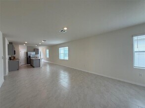 1305 June Lk Lp in Lake Hamilton, FL - Foto de edificio - Building Photo